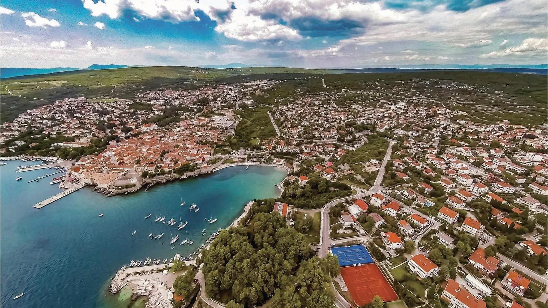 Cozy Apartment In Malinska With Wifi
